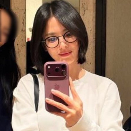 '품절대란' 송혜교 안경 어디꺼?