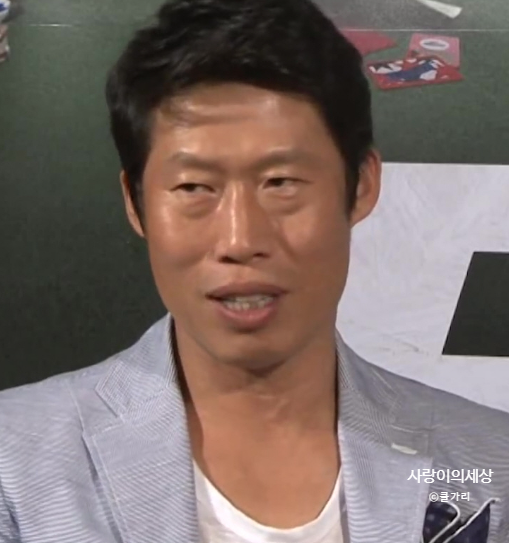 유해진까지 불똥 튄 ‘암살자(들)’ 역사왜곡 논란…“믿고 봤는데” 비판 확산
