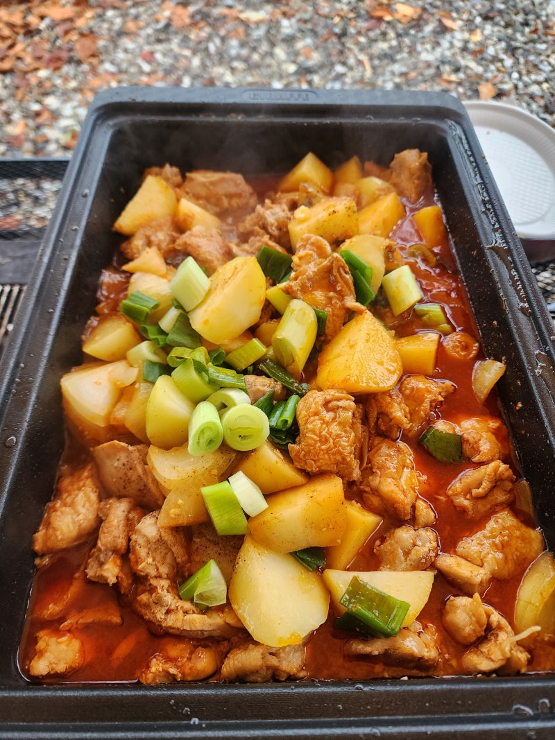 정호영 닭볶음탕 레시피｜코스트코 닭다리살 캠핑요리, 맛의 킥은 떡볶이 분말소스