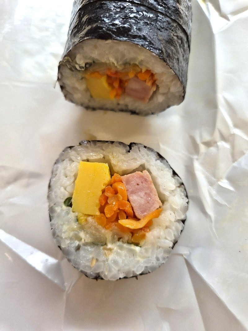 CU 밥도둑 묵은지스팸김밥 솔직 후기 : 3,500원에 이 정도 밸런스라고?
