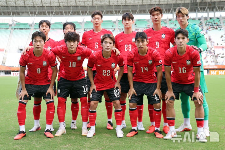 한중전 2-1 역전승, 코피 쏟고도 버틴 황도윤에 이영표 분노한 이유