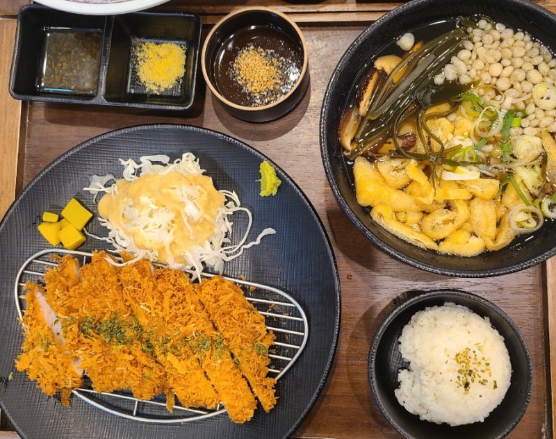 장산역근처맛집 에바돈가츠 해운대장산점 생등심돈까스 우동 세트, 매운돈 후기