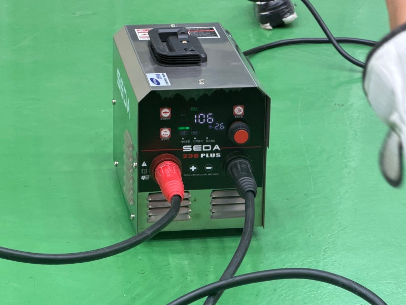 가성비 좋은 휴대용 용접기 세다용접기 SEDA-200A 내돈내산 리뷰