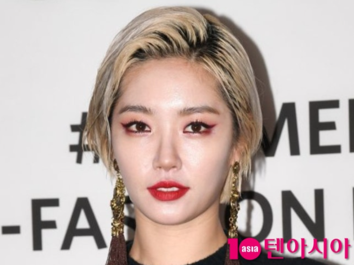 '9년 전 셰프와 이혼' 김새롬, 연애 쉰 적 없다 "남자, 몸만 들어와도 돼" (라스)