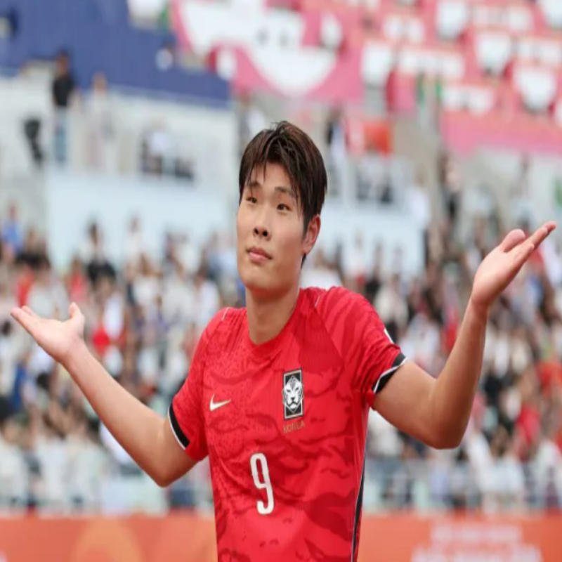 "중국 팬들이 너무 시끄러워서요" 이영준 동점골 뒤 도발 세리머니…알고 보니 더 통쾌한 이....