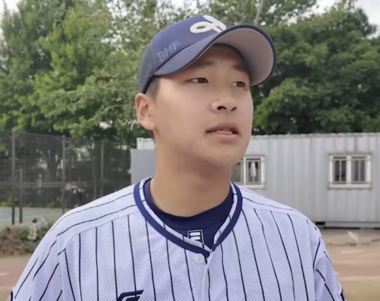 홍성흔 아들 홍화철, 2027 KBO 신인드래프트 미지명 이유는?