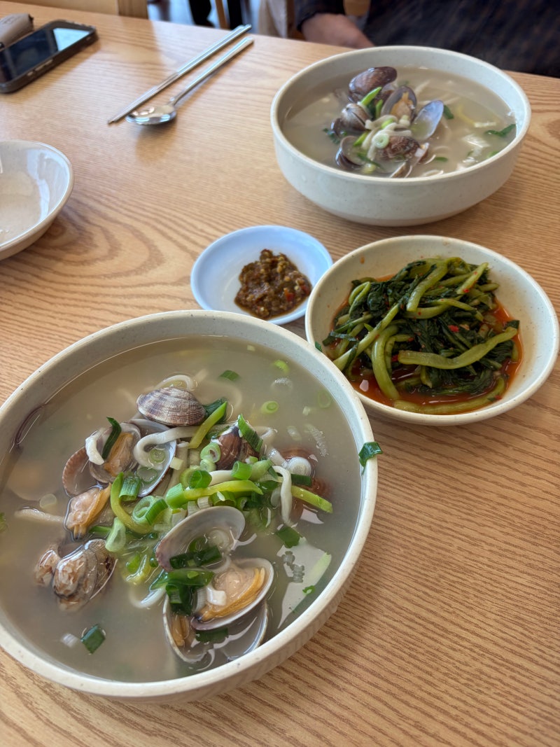 [화성 비봉 맛집/칼국수맛집 추천]바지락 가득 칼국수, 비봉손칼국수