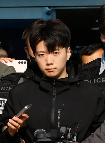 '10만명이 사형 탄원했는데'…여고생 살해 장윤기 ‘무기징역’에 부모 오열