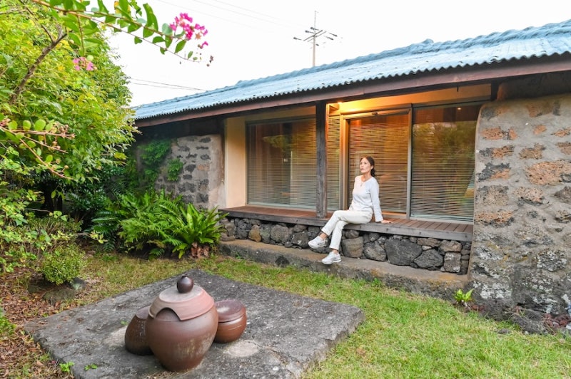 Jeju Island Pensions: Recommended Emotional Accommodations for Family Trips