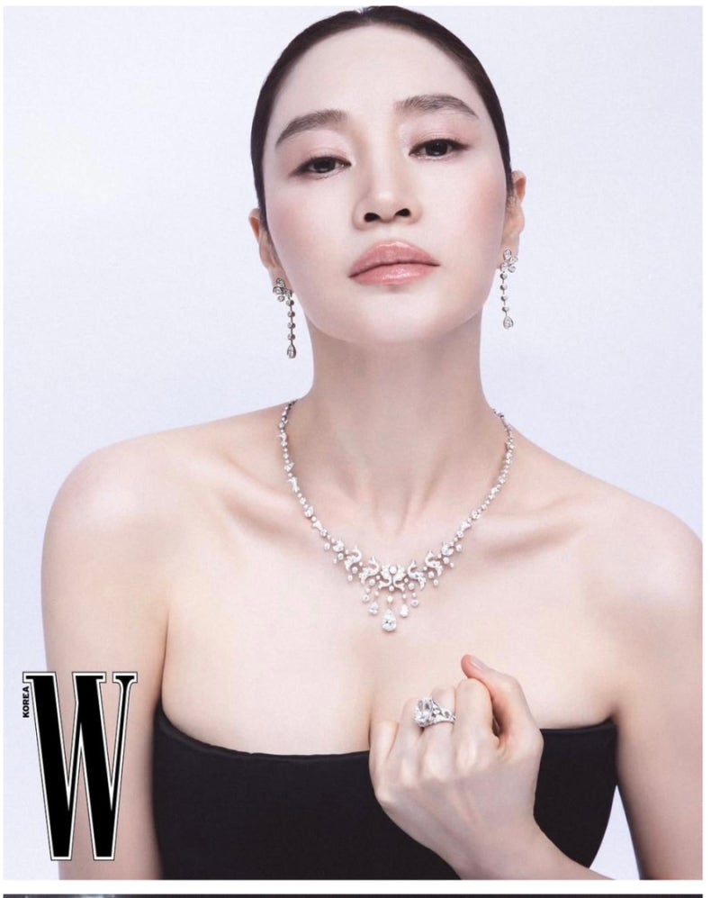「是不是贏過秀智了？」金憓秀，all back髮型是50多歲嗎？驚人的視覺效果