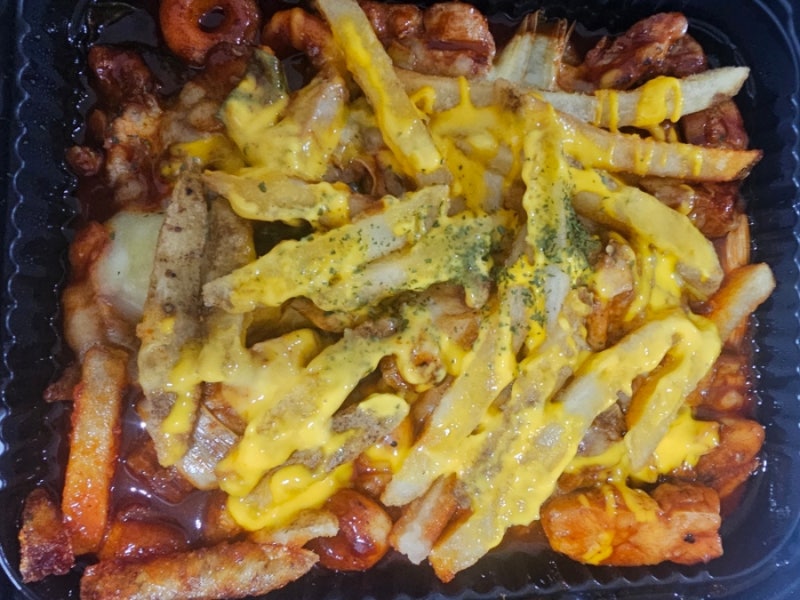 신병4 치킨뭐징??기영이 숯불두마리치킨 오지치즈숯불치킨 솔직리뷰