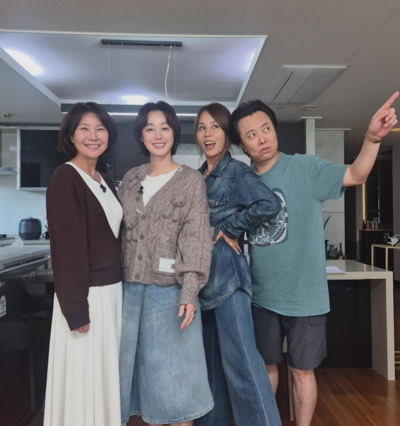 59세 김성령, 서현철♥정재은 부부 집에서 최정원과 한자리…“너무 좋은 사람들” 수다타임
