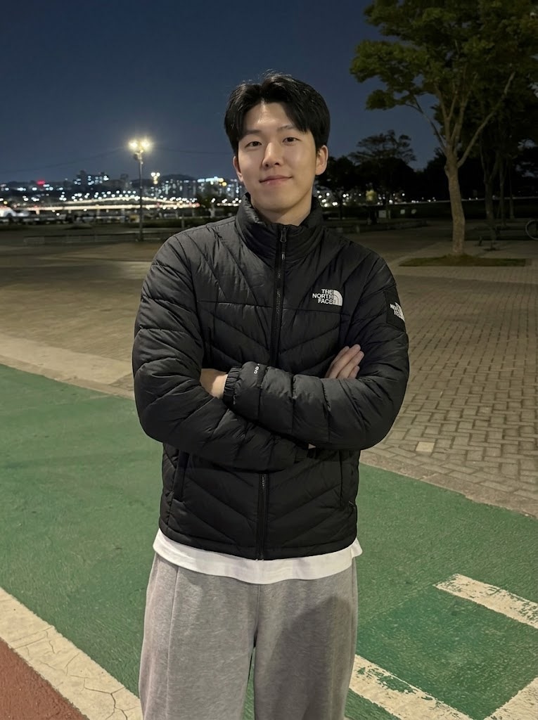 단독 착용부터 코트 속 이너까지! 보온성·핏감 검증된 남성 경량패딩 추천 브랜드 TOP 10