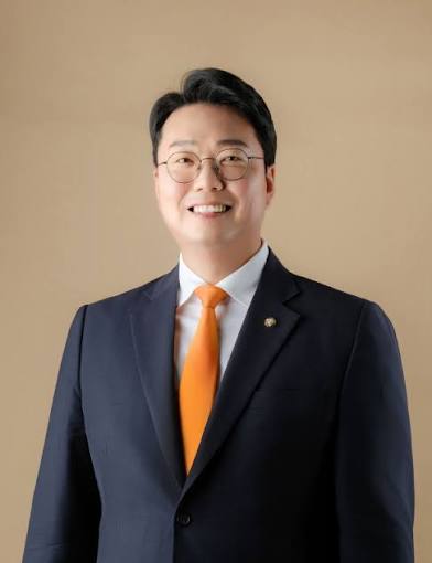 <b>천하람</b> 국회의원 프로필 총정리｜나이·키·학력·고향·아내·개혁....