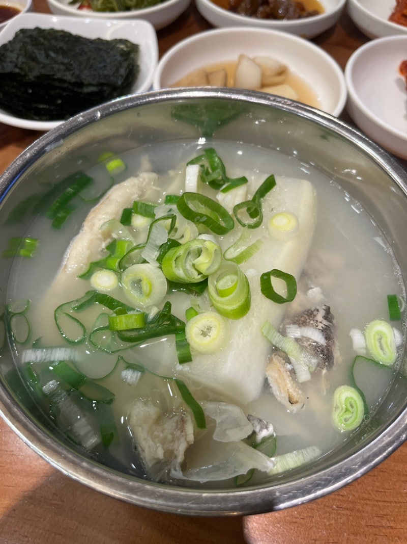 해운대 달맞이길 맛집 해운대기와집대구탕
