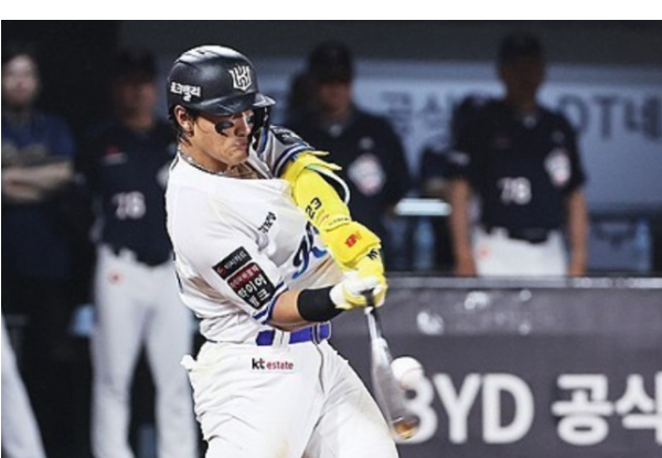 [KBO]"금메달 따더니 괴물이 됐다" 복귀하자마자 41호포 터뜨린 김도영의 미친 활약상은?
