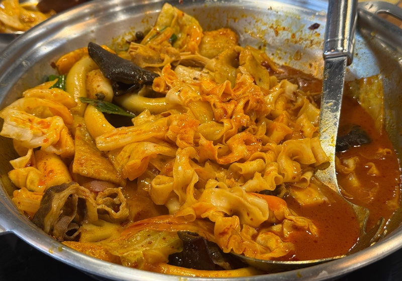 부산사상맛집 두끼 사상점 | 소스조합 추천, 냄비 교체로 네끼 먹는 꿀팁
