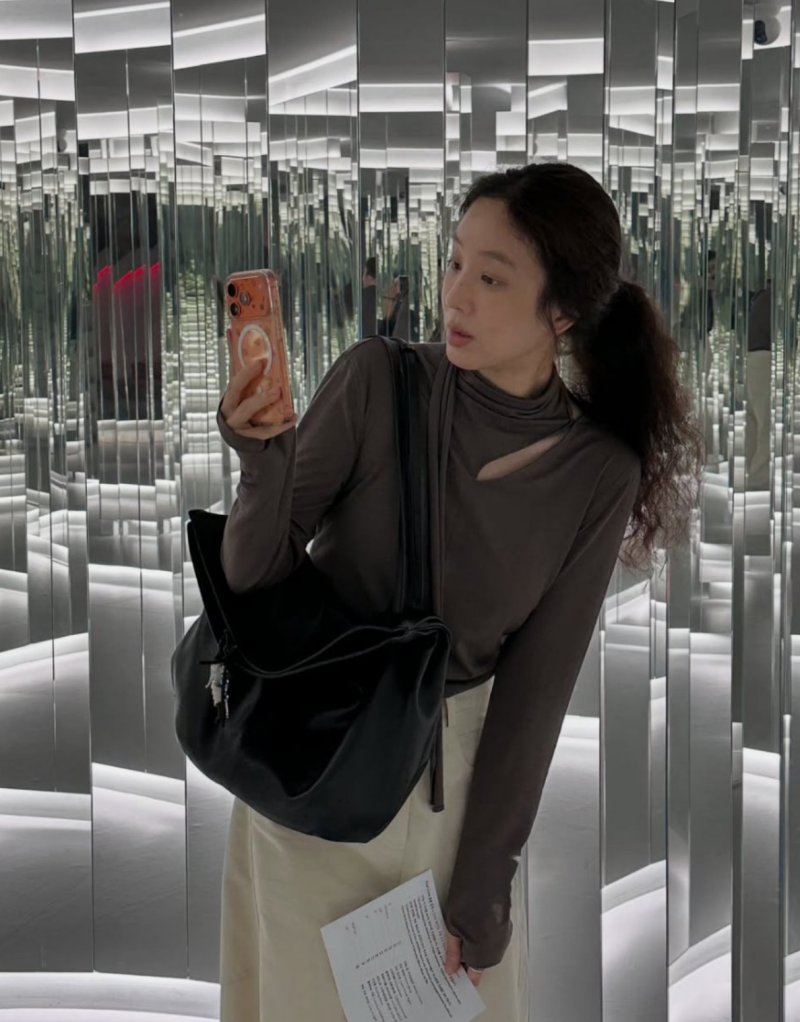 한두 명이 아니네.. 연예인 9명이 든 루에브르 가방 6가지