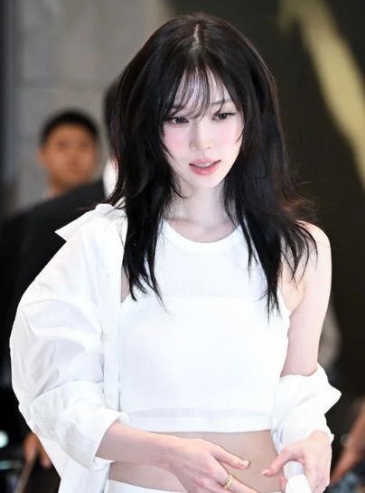 '16개국 26도시' 강행군이라더니… 에스파 윈터, 미국 투어 중 '대상포진' 진단 결국 무대에서 ....
