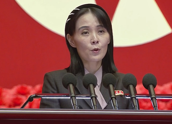 김여정 DMZ 지뢰 폭발 전면 부인, 실사격 땐 보복 경고
