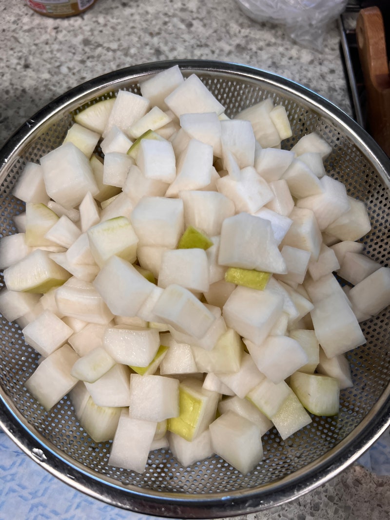 가을 깍두기 레시피 햇무로 아삭아삭 맛있게 만드는 법