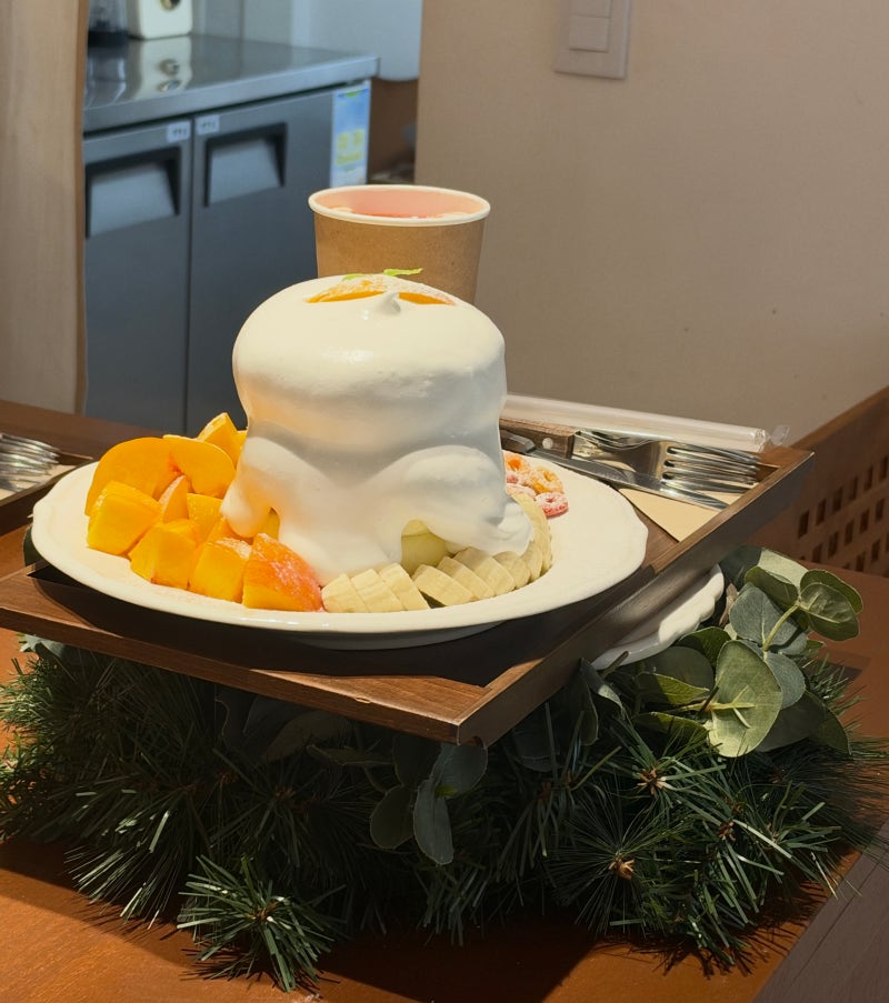 오송 애견동반카페 위우드커피, 댕댕이 보며 힐링한 수플레맛집