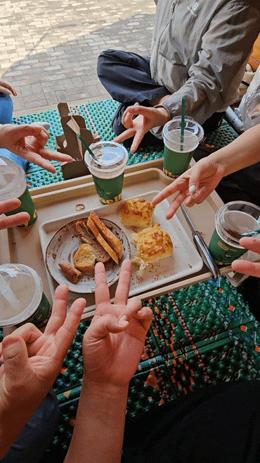 다이소 대신 렛뎀 접이식 테이블로 공부도 피크닉도 해결