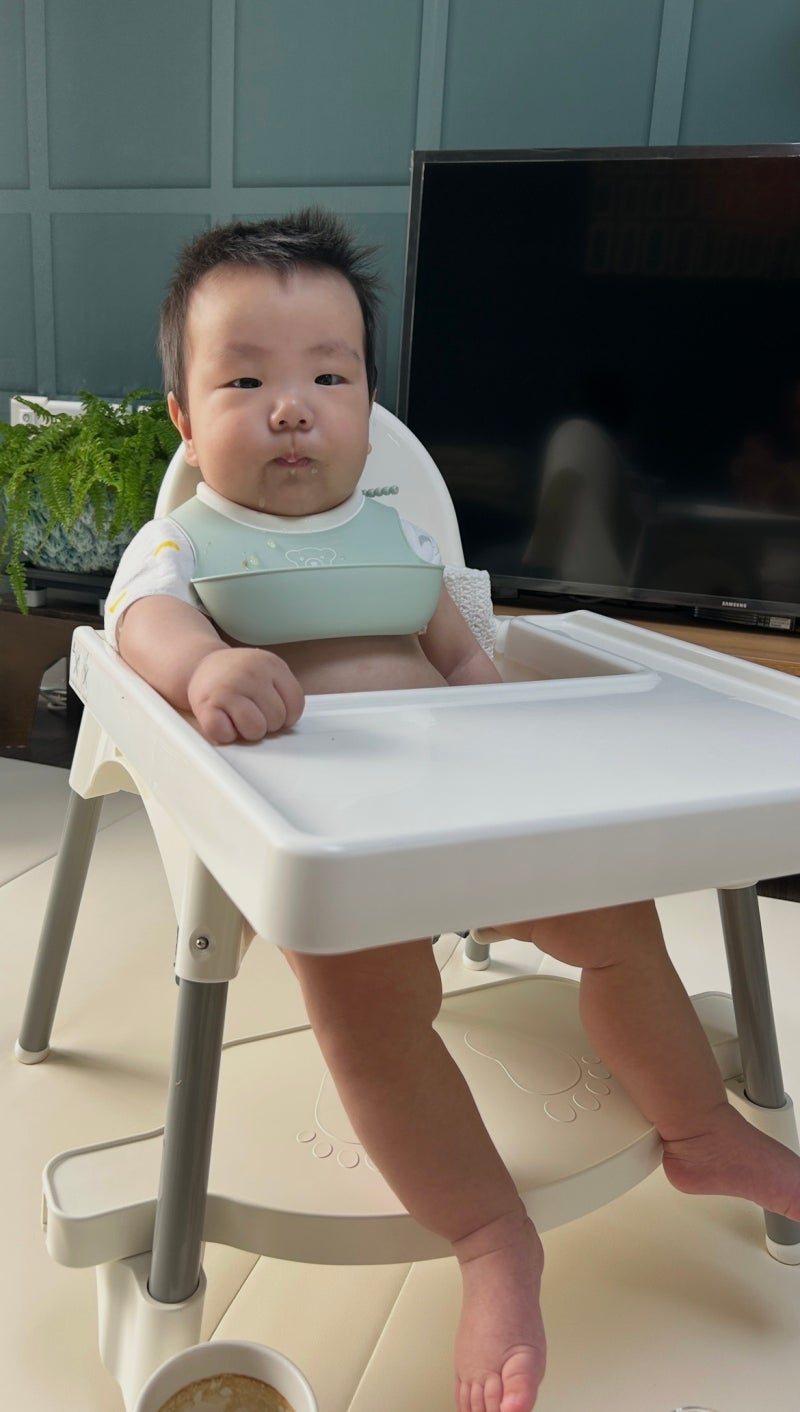 이케아 안틸로프 아기의자 좌식 로우체어 몽땅이 발판