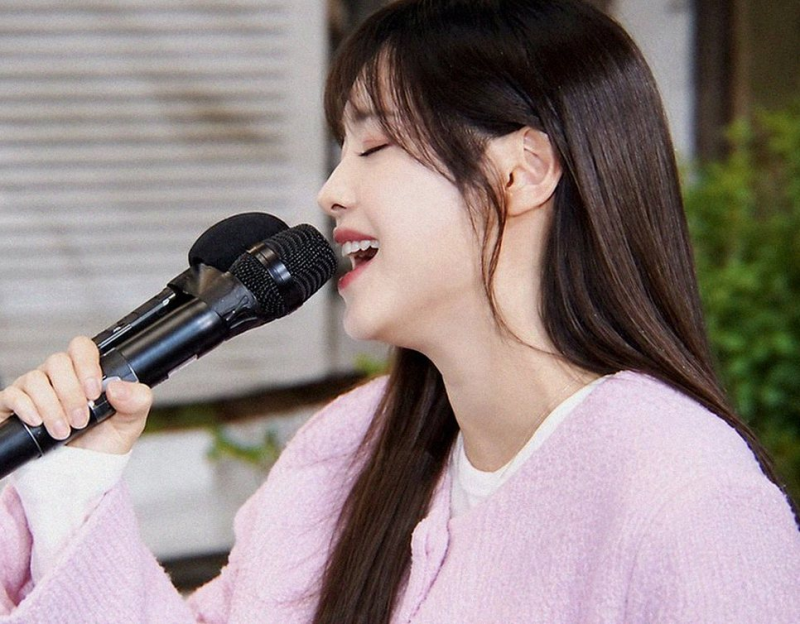 츄 첫 축가 의상 비하인드, 엄마도 놀란 핑크 재킷의 진심