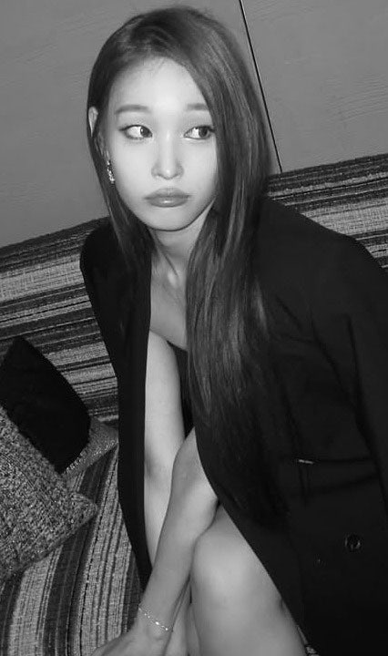 이 장면 진짜였어? 신세계 정유경 회장 딸 애니, 올데이 프로젝트 뮤비가 백화점 외벽에 떴다