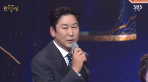   신동엽 박나래 조세호 빈자리에도 끄떡없는 클래스?! 연기대상 단독 질주의 위엄