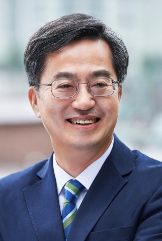 김동연 지사 “<b>31개 시군</b> 어디서나 좋아진 삶 느끼게 할 것”