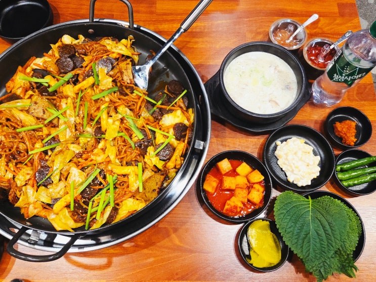  부천 백순대볶음 맛집 "정칠구백순대&순대국 부천역점" 부천역 양념순대볶음