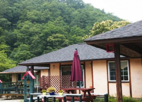 산골나그네펜션 사진 1
