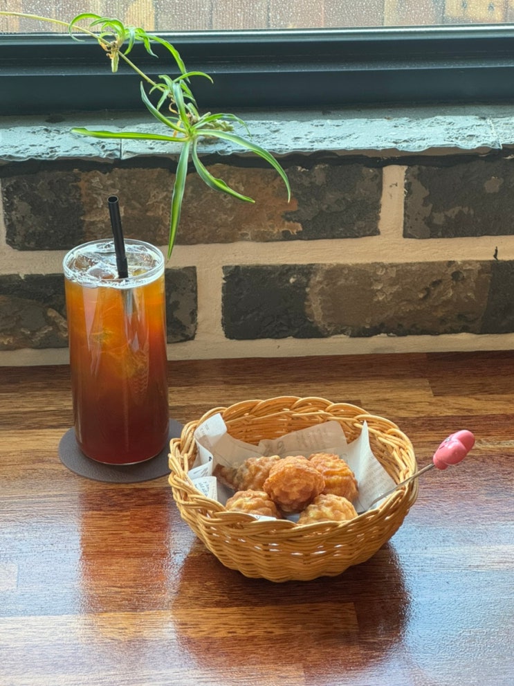 솔밭공원 솔카페 후기｜숲세권 힐링카페에서 혼자 쉬기 좋은 곳