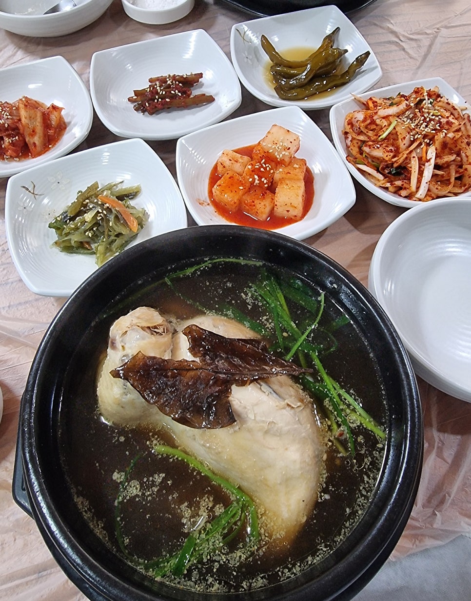 산들숲한방오리닭백숙 사진 3