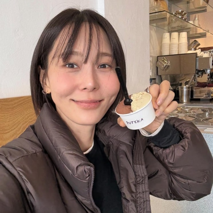  단발병 유발 ! 김나영 단발 태슬컷 세련된 짧은 단발머리 연예인