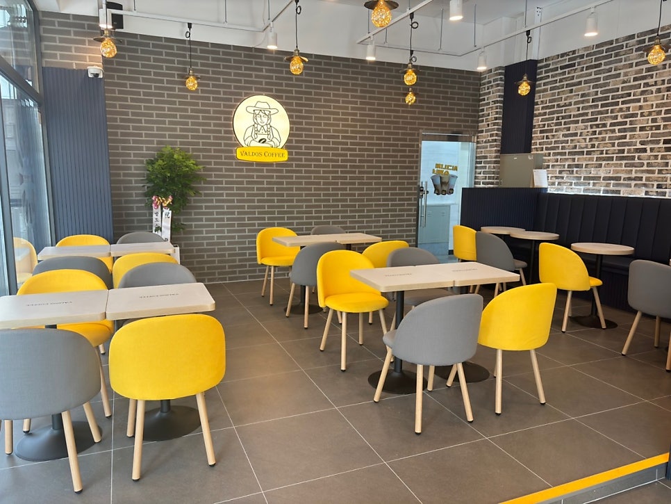 발도스커피 학운산단점 사진 2
