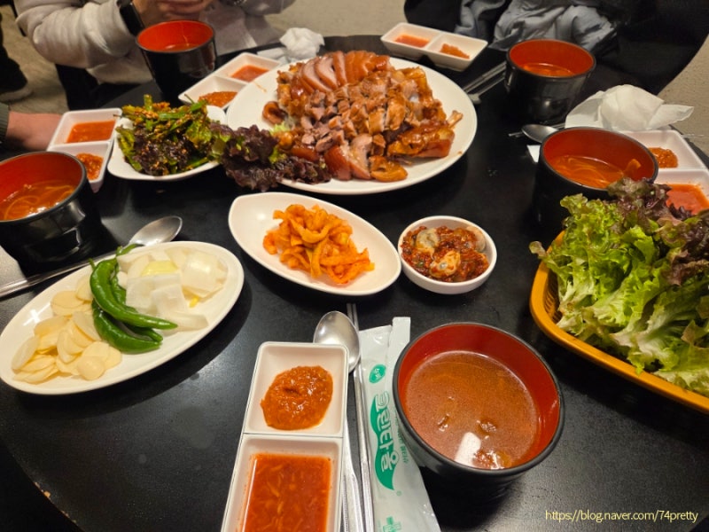 송파 마천시장 족발맛집 장충동 한방족발 노랑앞치마