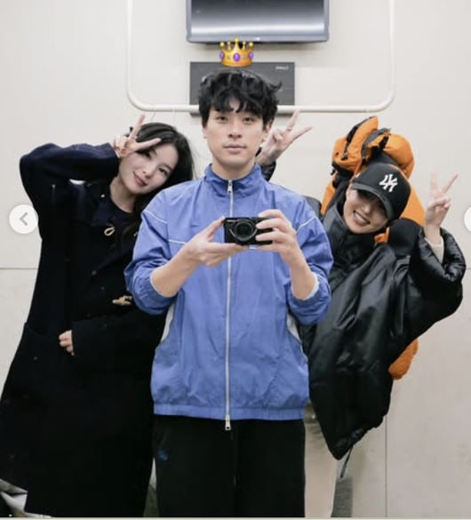 화사 박정민 SNS 재회 포착 굿굿바이 전 차트 퍼펙트 올킬 기록