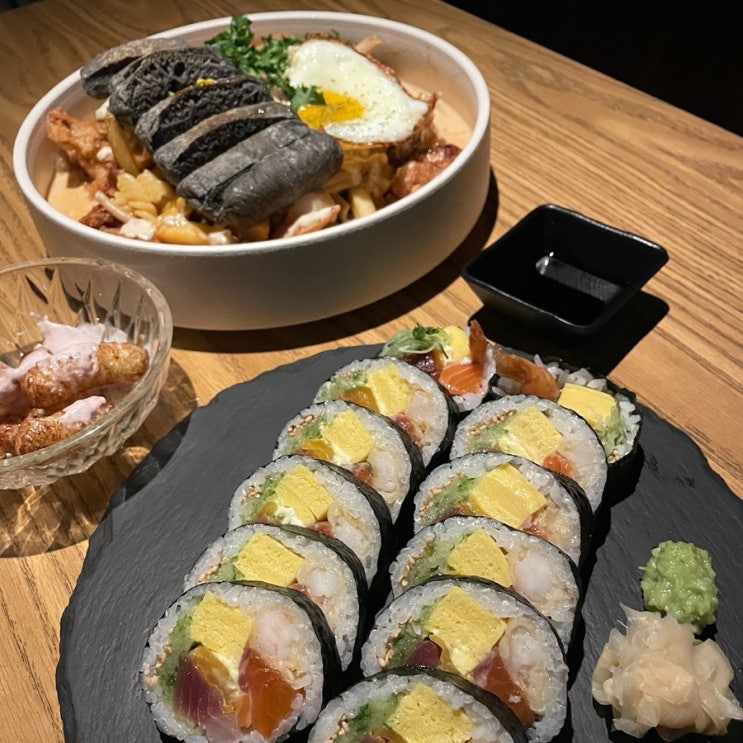  상무지구맛집/분위기 좋은 퓨전다이닝바 하이드아웃다이닝상무점