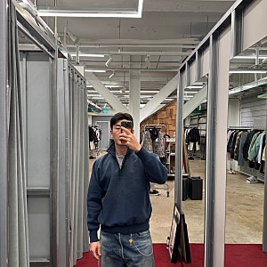 아프레쎄 26ss 하프집업 블루