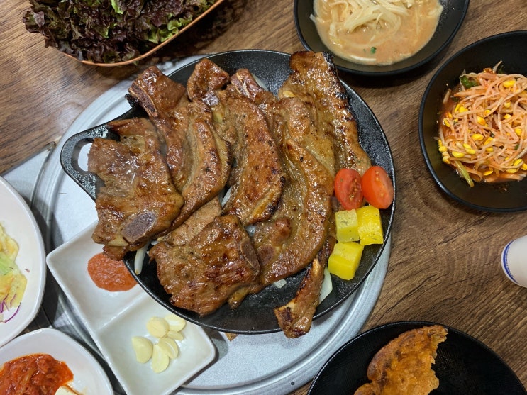  파주 문산 맛집 가족모임하기 좋은 구워주는갈빗집