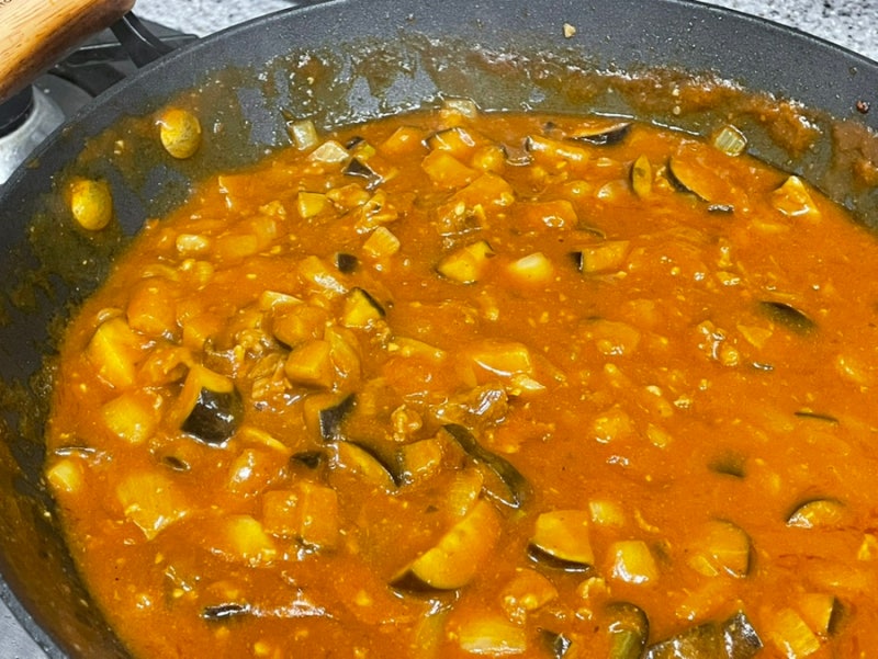 “토마토 가지 카레” 레시피 - 가지 싫어하는 사람도 먹게 됨