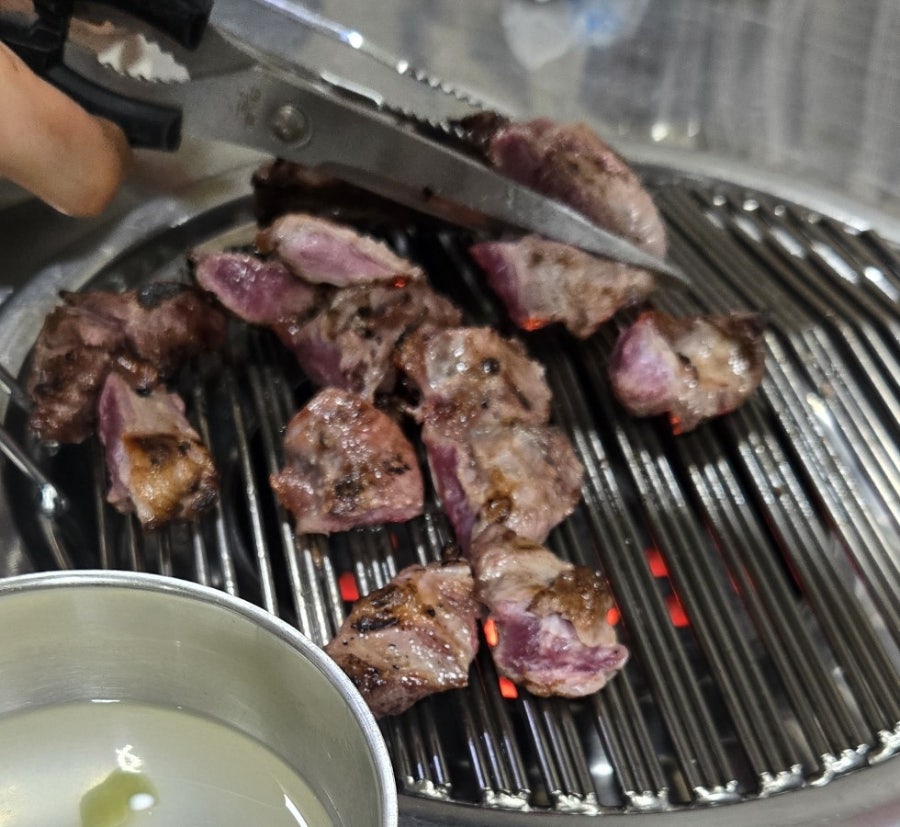 아담연탄구이전문점 사진 6