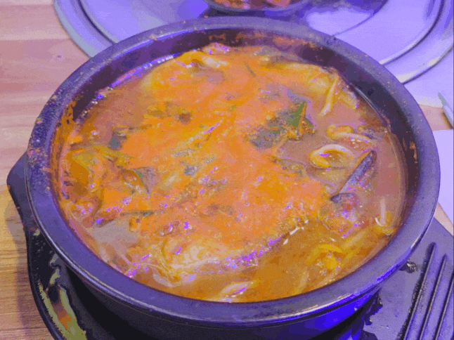  신선한 회와 얼큰한 매운탕이 맛있는 집, 동태탕에 돌솥밥까지 완벽했어요! 대림역 맛집 조개회 먹는날