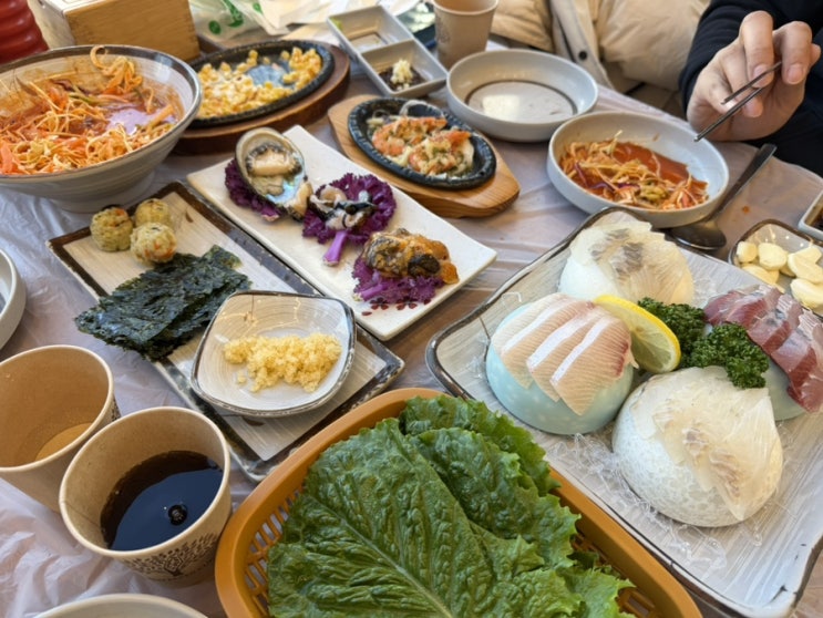  속초 대포항 대게 맛집 찾는다면? 반려견과 함께 가능한 속초 애견동반식당 여기였습니다.