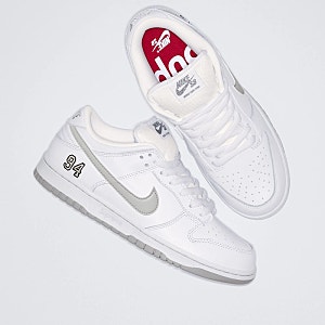 [신발] 나이키 (Nike) x 슈프림 (Supreme) SB 덩크 로우 화이트 (HQ8487-100) 리뷰 : 임팩트 있는 리플렉....