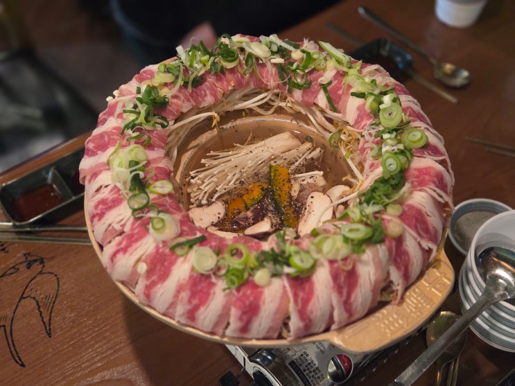  부평역맛집 홍콩감성 요리주점 '단성무이 부평점' 분위기 메뉴 후기