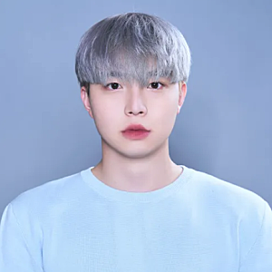 “유튜버 웅이, 전여친 폭행 논란에 직접 입 열다… ‘현행범 체포·성범죄 모두 사실 아냐’....